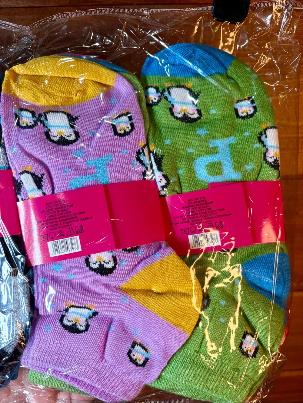 12-Pack Women's Penguin Theme Ankle Socks - Multi-Color 💕 🐧 💕 12 Pairs 💕